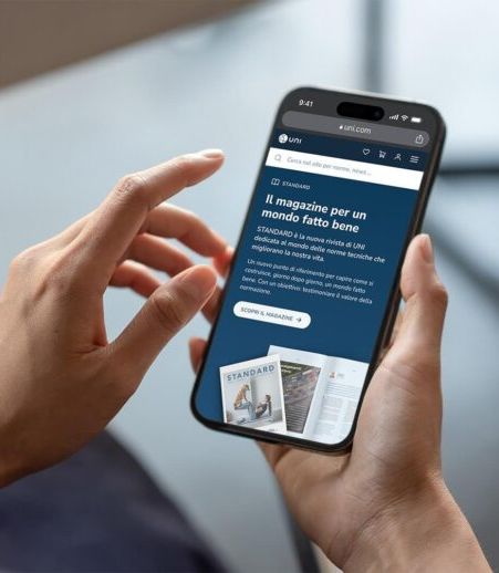 uni_offset-mobile-mockup
